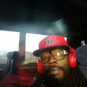 Meet your Posher, Charles